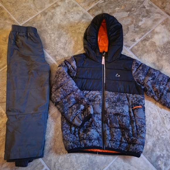 Bunddle 5T boy - Picture 1 of 10